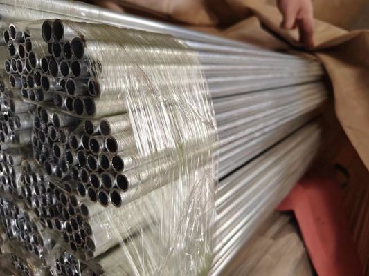 Gümüş 5083 5052 7005 Alüminyum Oval Boru 2&quot; X 1&quot; X 0.125&quot; Ekstrüde Alüminyum Oval Boru